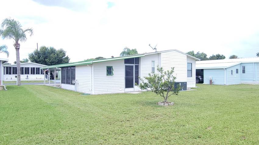 210 Sweet Circle a Winter Haven, FL Mobile or Manufactured Home for Sale